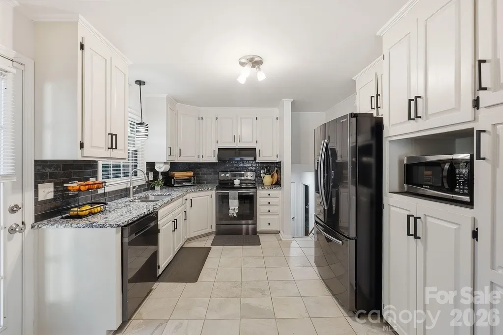 4515 Easthaven Drive Charlotte NC 28212