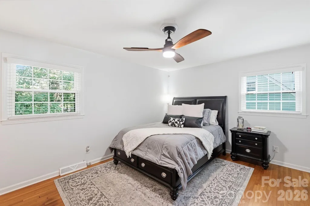 4515 Easthaven Drive Charlotte NC 28212
