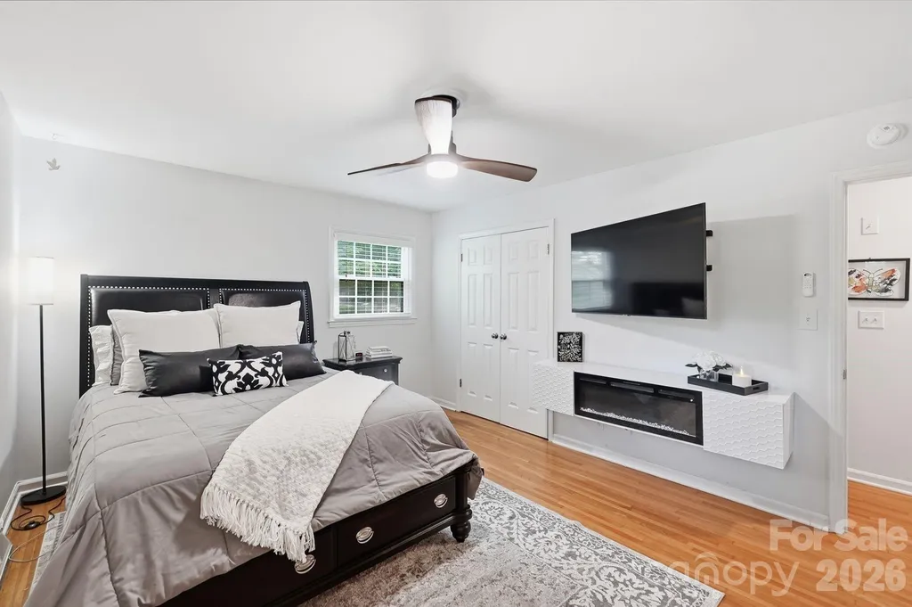 4515 Easthaven Drive Charlotte NC 28212