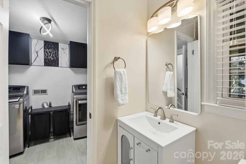 4515 Easthaven Drive Charlotte NC 28212