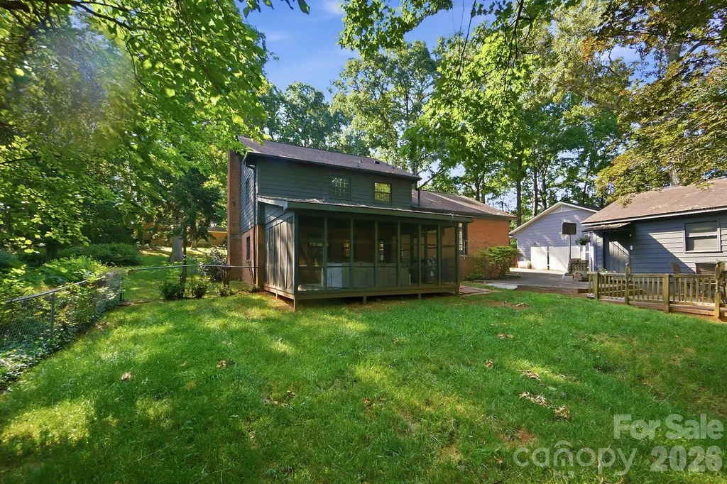 4515 Easthaven Drive Charlotte NC 28212
