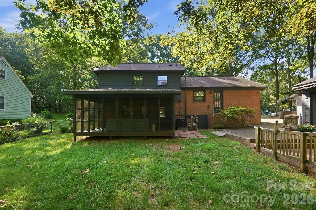 4515 Easthaven Drive Charlotte NC 28212