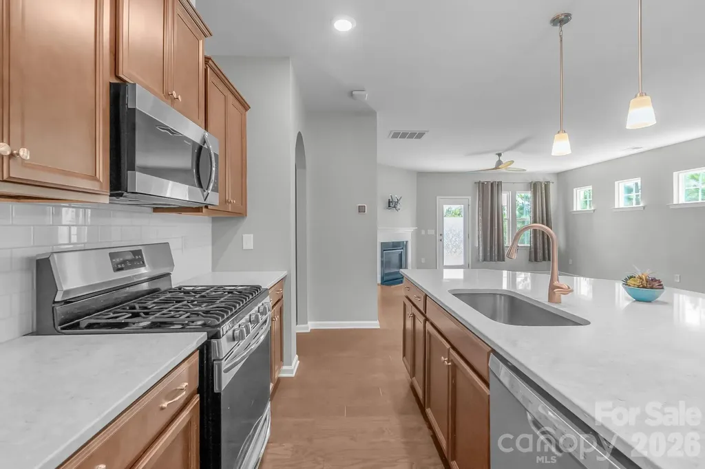 17713 Yarwill Court Charlotte NC 28278