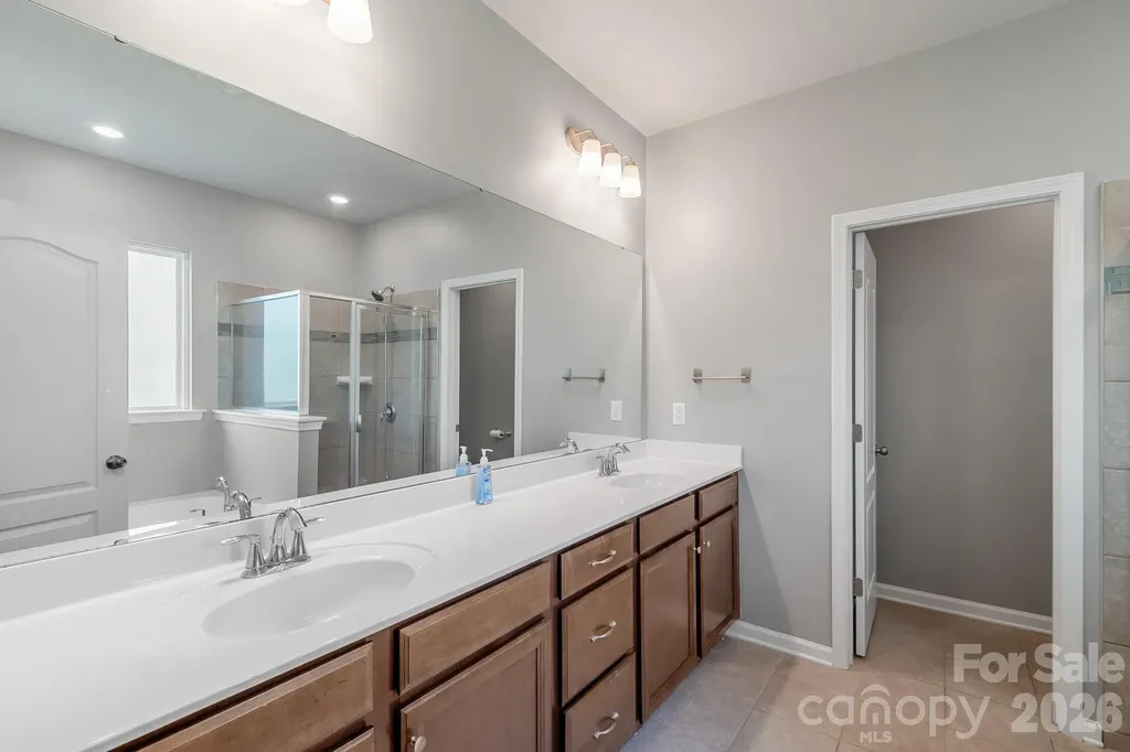17713 Yarwill Court Charlotte NC 28278