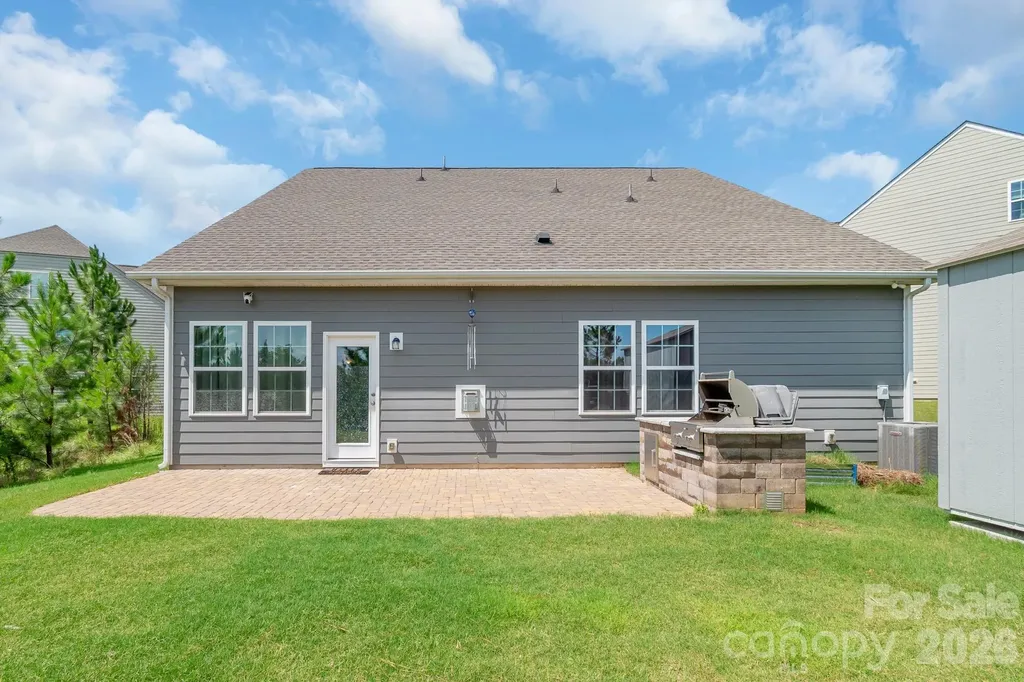 17713 Yarwill Court Charlotte NC 28278