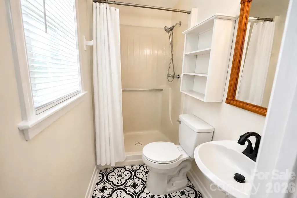 3237 Annex Street Conover NC 28613