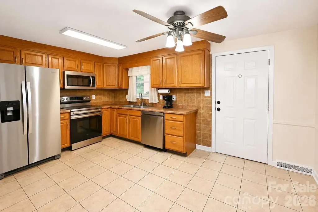 3237 Annex Street Conover NC 28613