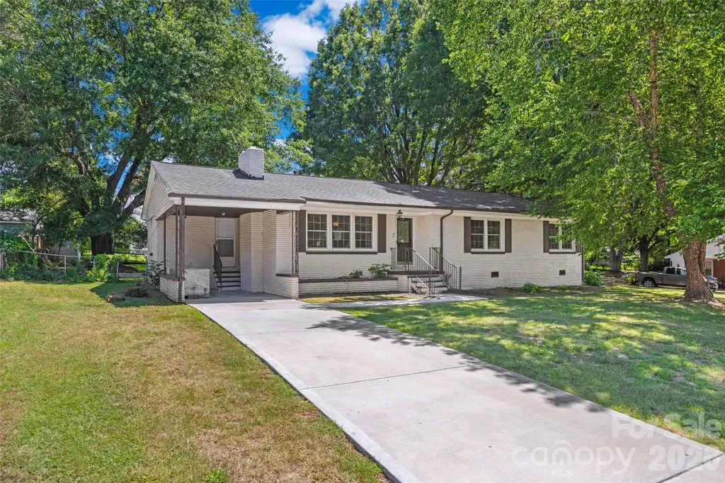 2323 Hedgewood Circle Gastonia NC 28052