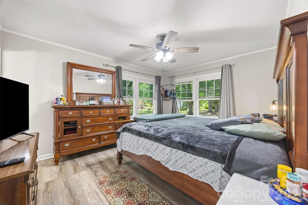 2323 Hedgewood Circle Gastonia NC 28052