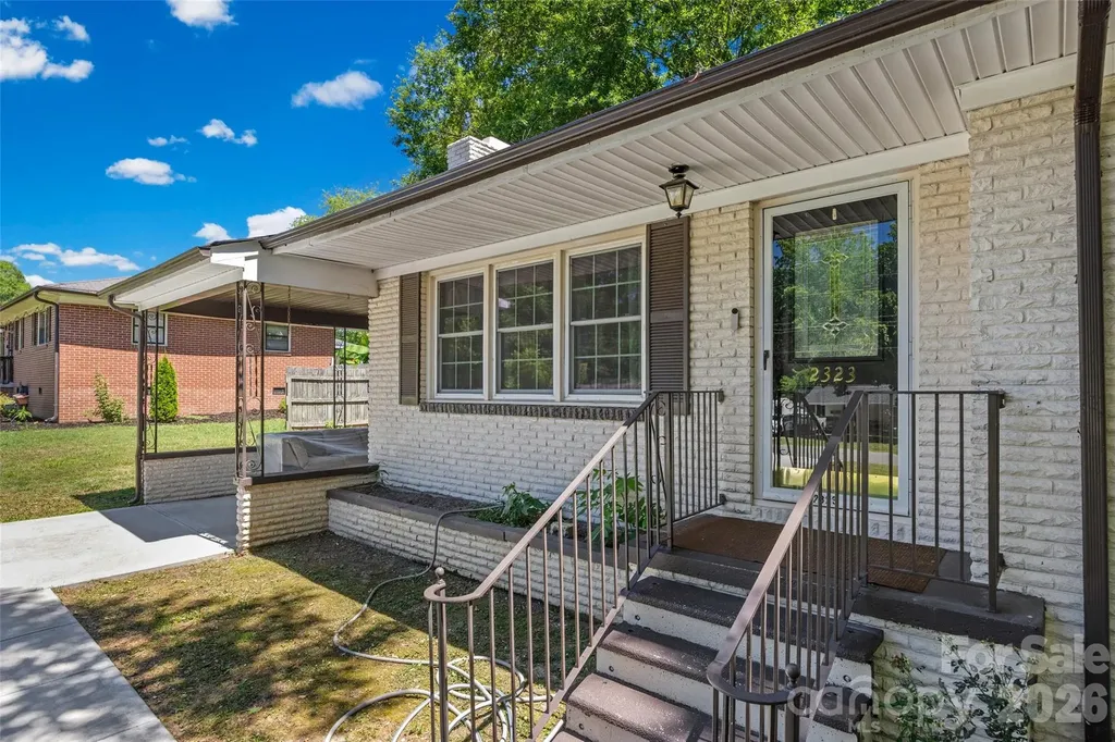 2323 Hedgewood Circle Gastonia NC 28052