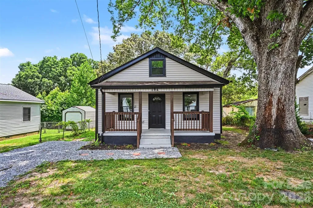 104 E Hartford Avenue Bessemer City NC 28016