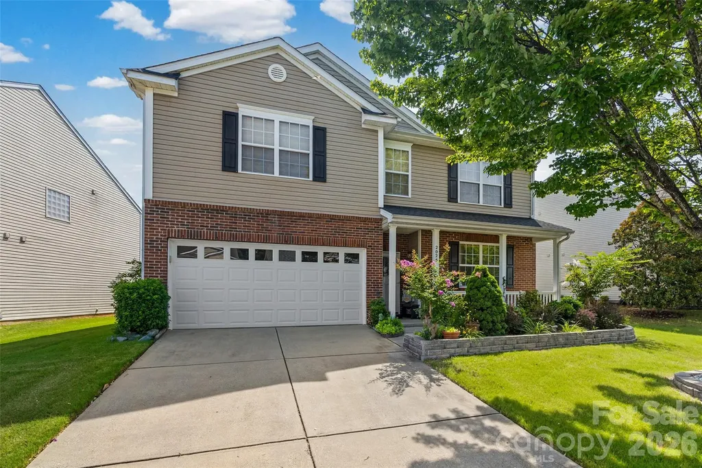 2025 Savannah Hills Drive Matthews NC 28105
