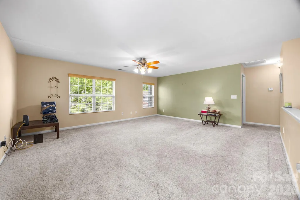 2025 Savannah Hills Drive Matthews NC 28105