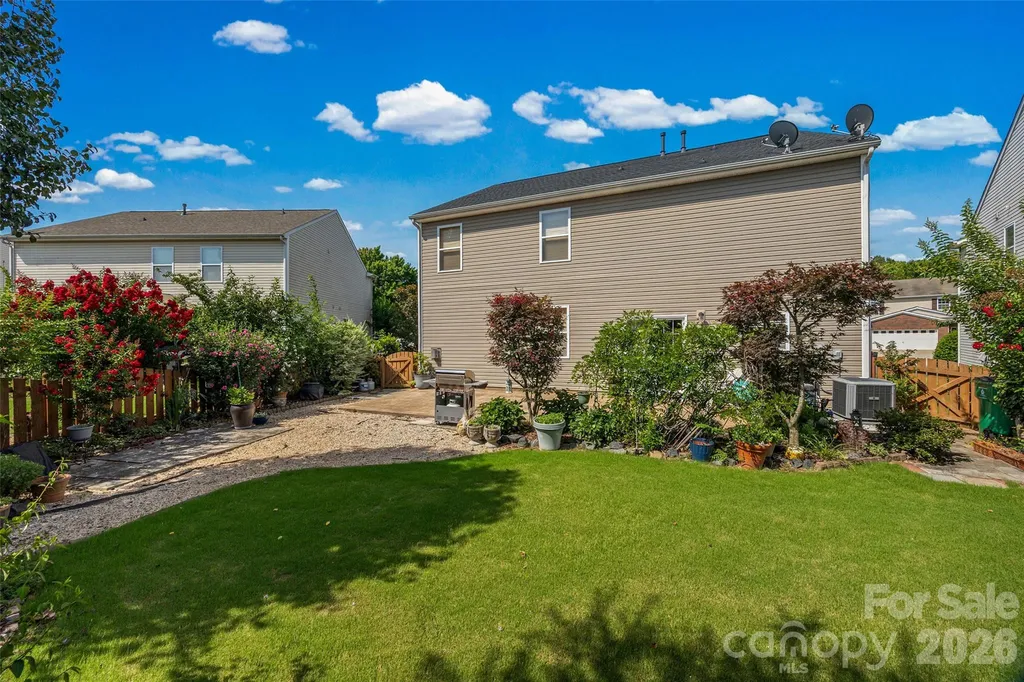 2025 Savannah Hills Drive Matthews NC 28105