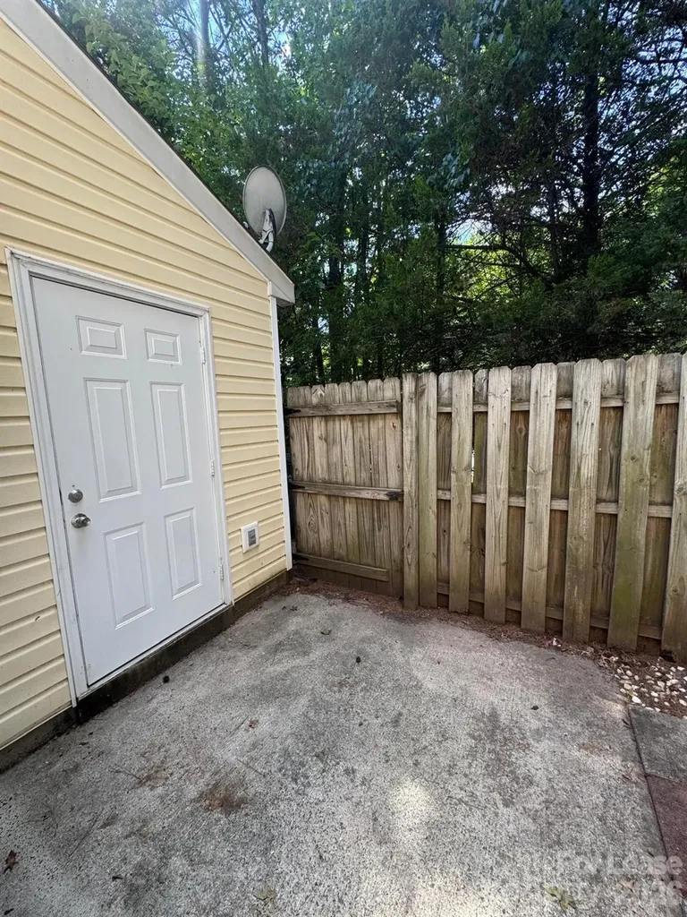 12160 Bottlebrush Place Charlotte NC 28277