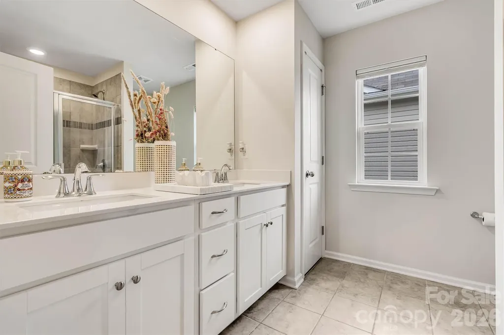1926 Lowland Shade Court Maiden NC 28650