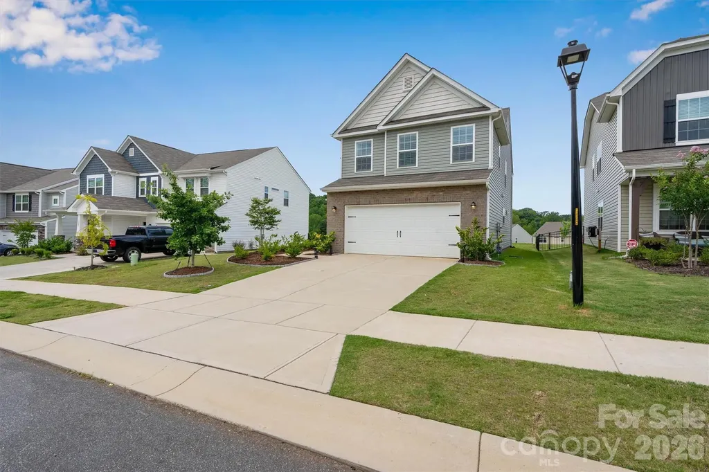 1926 Lowland Shade Court Maiden NC 28650