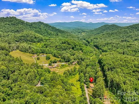 1280 Old Mine Fork Road Burnsville NC 28714