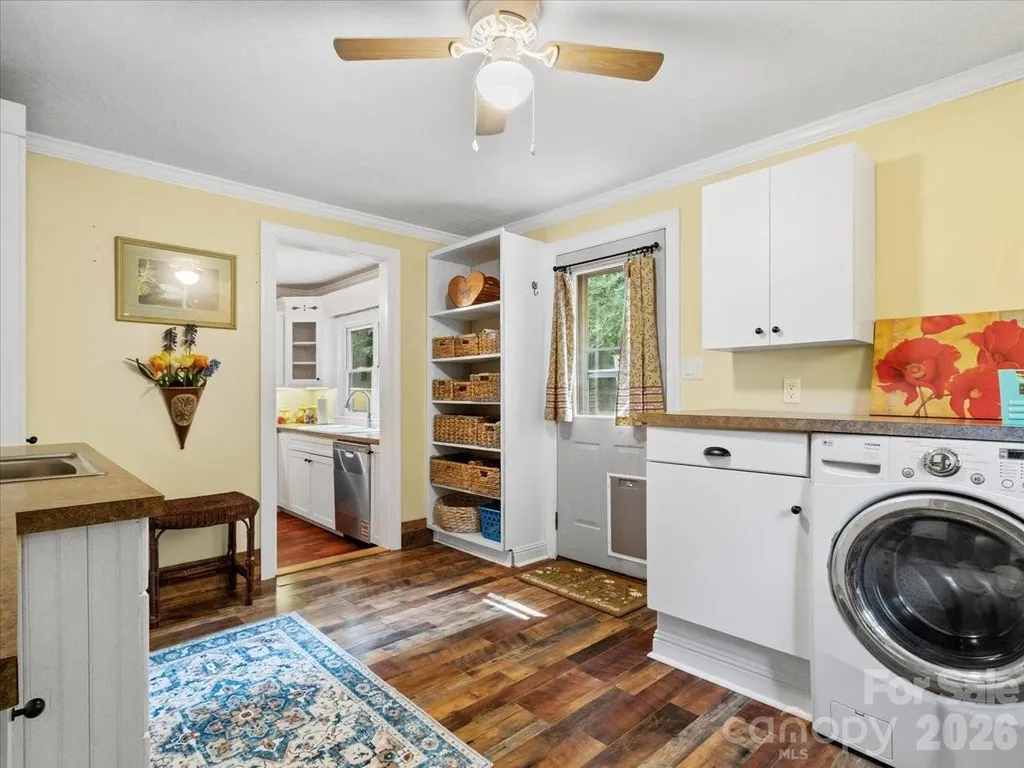 9130 Double Island Road Green Mountain NC 28740