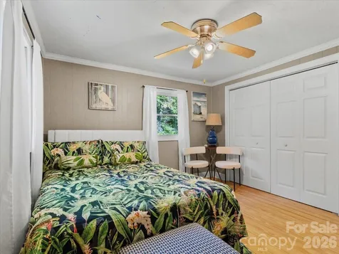 9130 Double Island Road Green Mountain NC 28740
