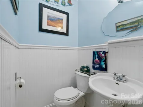 9130 Double Island Road Green Mountain NC 28740