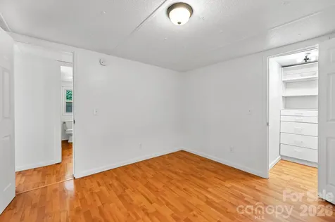10 Canyon Cove Candler NC 28715