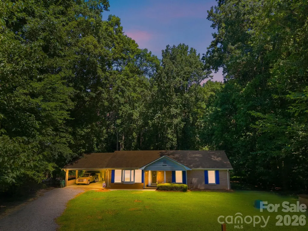 13001 Helena Circle Charlotte NC 28227