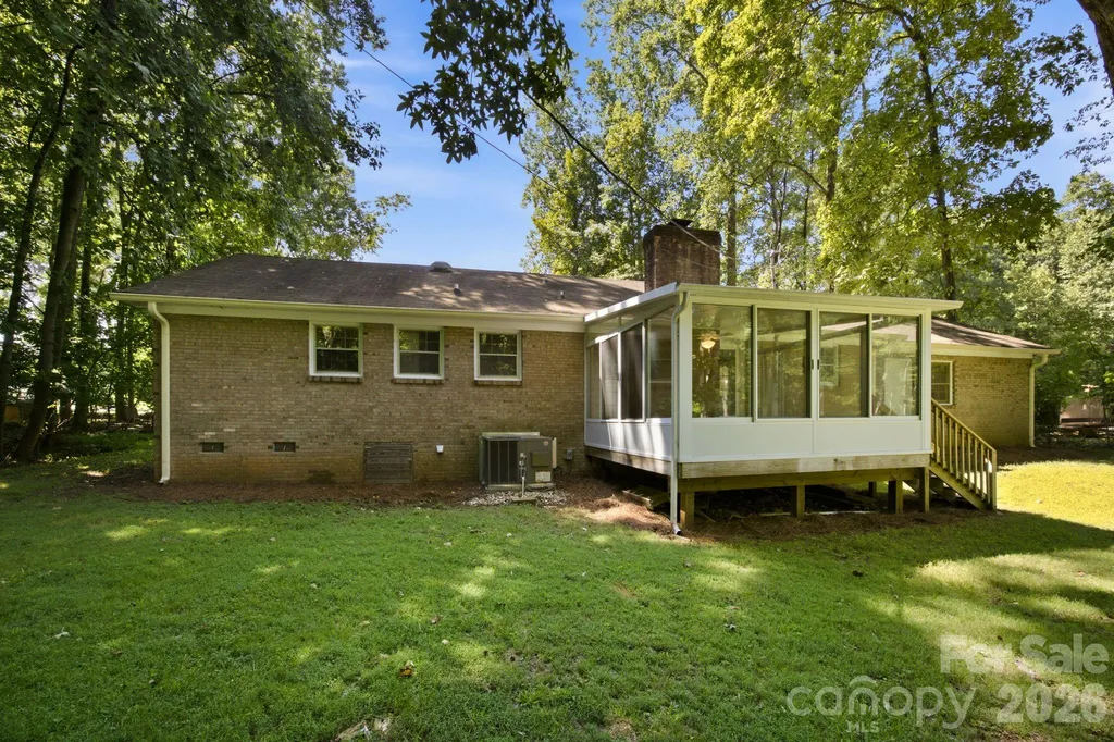 13001 Helena Circle Charlotte NC 28227