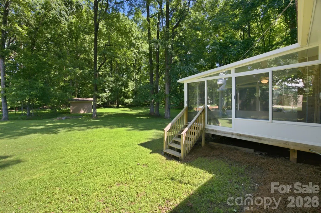 13001 Helena Circle Charlotte NC 28227