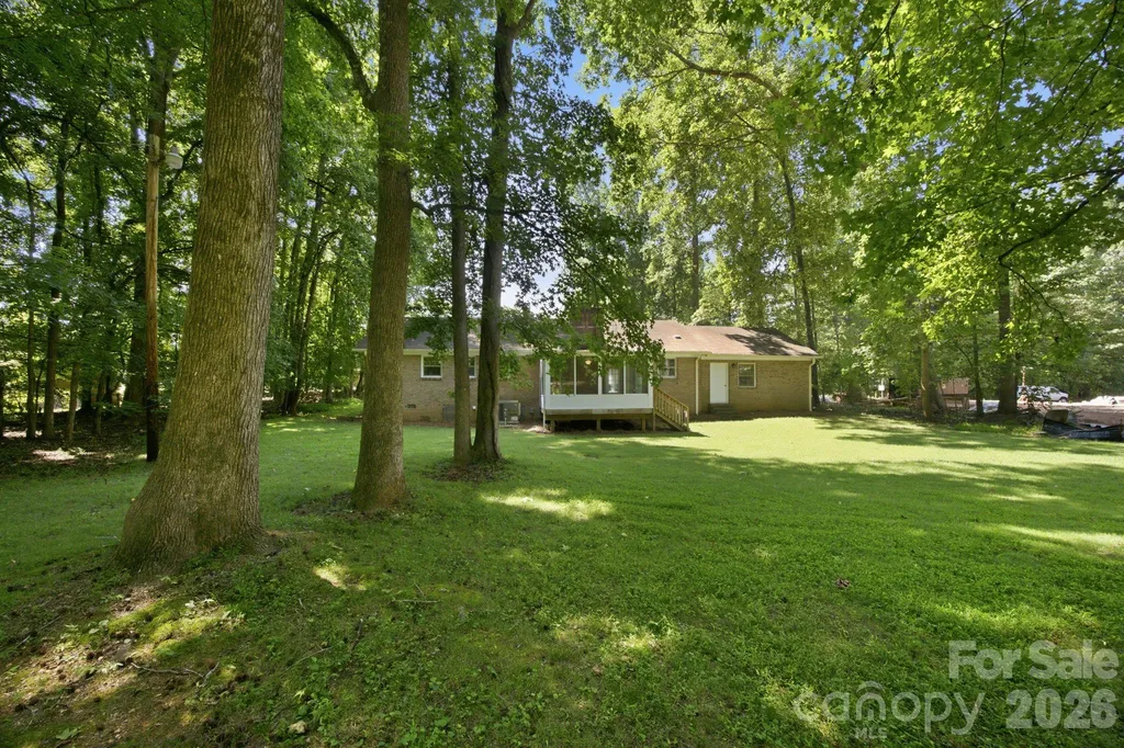 13001 Helena Circle Charlotte NC 28227