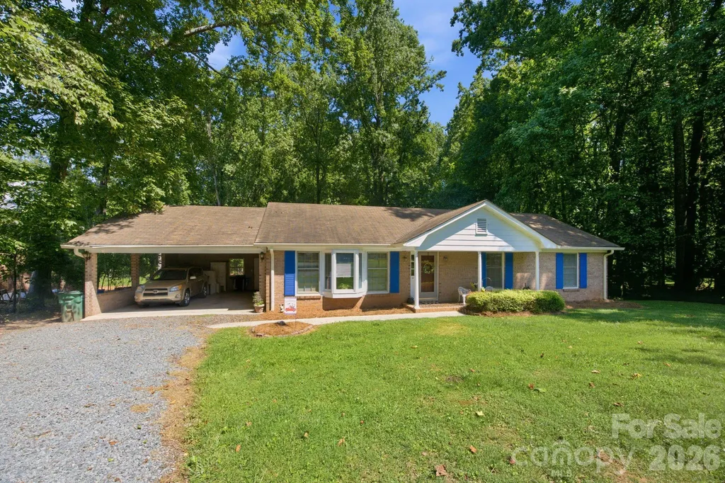 13001 Helena Circle Charlotte NC 28227