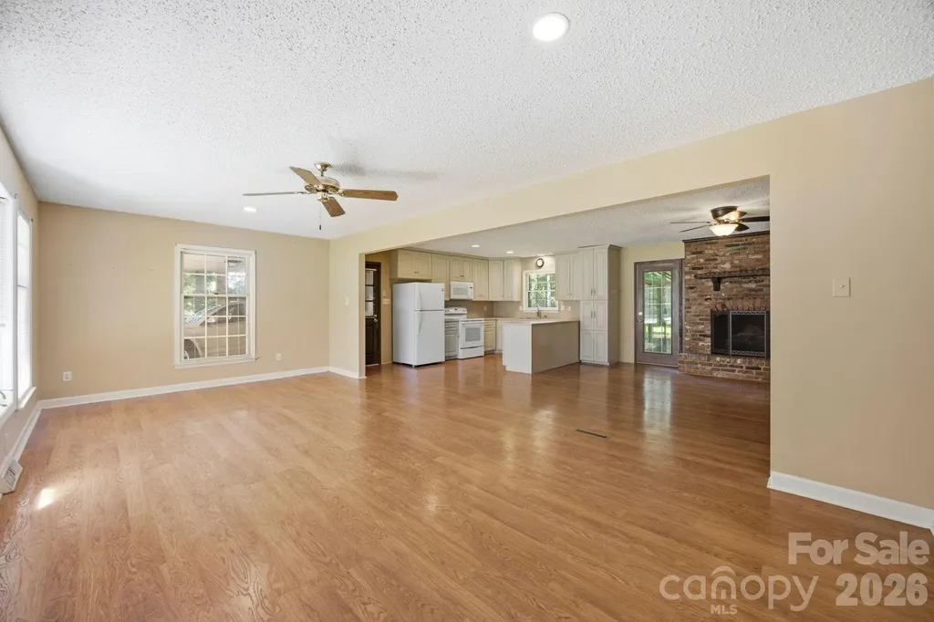 13001 Helena Circle Charlotte NC 28227