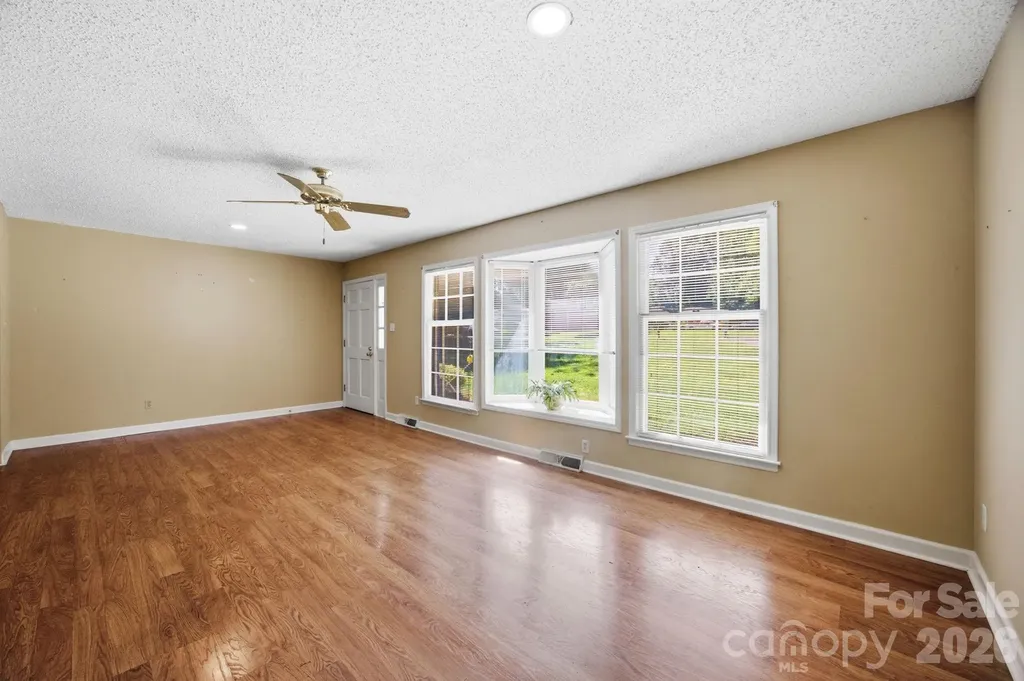 13001 Helena Circle Charlotte NC 28227