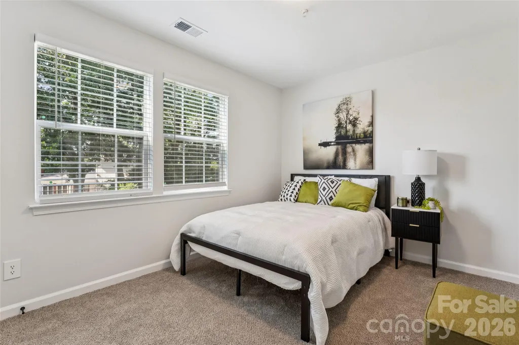 1638 Arlyn Circle Charlotte NC 28213