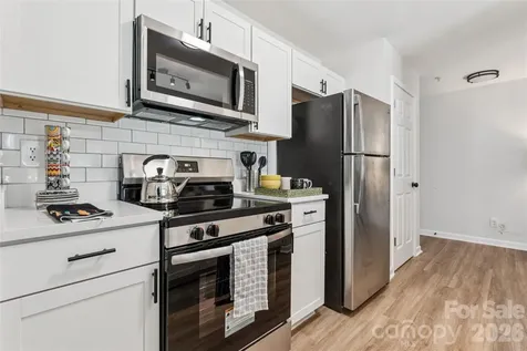 1638 Arlyn Circle Charlotte NC 28213