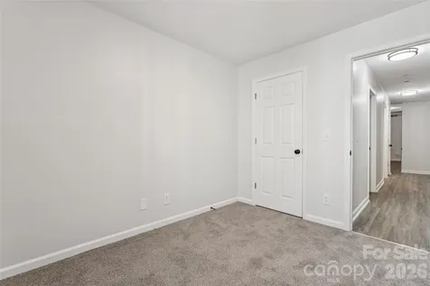 1638 Arlyn Circle Charlotte NC 28213
