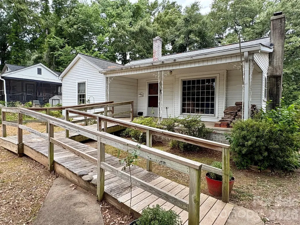 406 Circle Drive W Shelby NC 28150