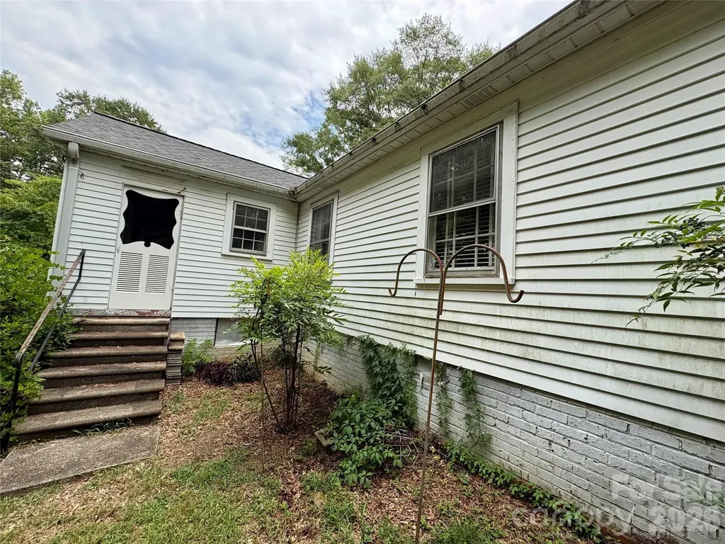 406 Circle Drive W Shelby NC 28150