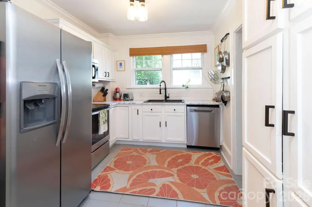 164 Laurel Loop Asheville NC 28806