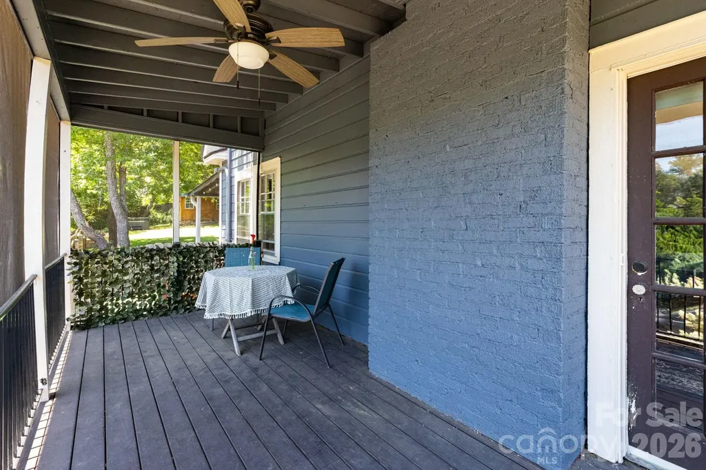 164 Laurel Loop Asheville NC 28806