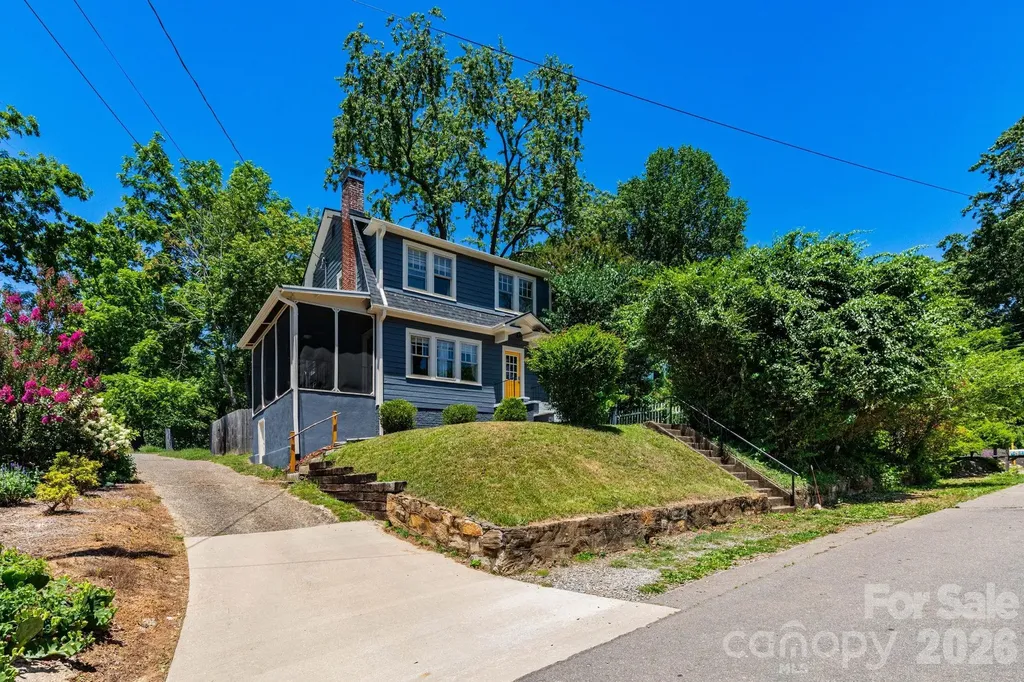 164 Laurel Loop Asheville NC 28806
