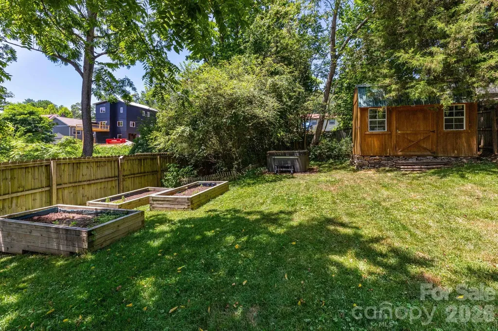 164 Laurel Loop Asheville NC 28806