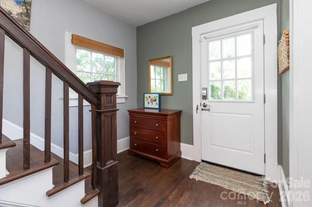 164 Laurel Loop Asheville NC 28806