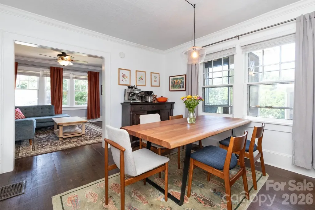164 Laurel Loop Asheville NC 28806
