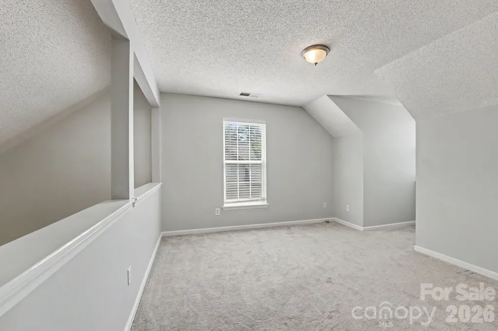 8716 Barrister Way Charlotte NC 28216