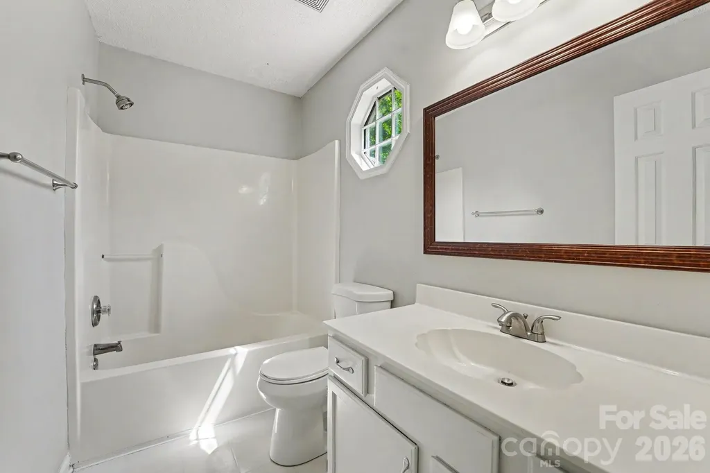 8716 Barrister Way Charlotte NC 28216