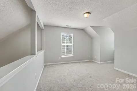 8716 Barrister Way Charlotte NC 28216