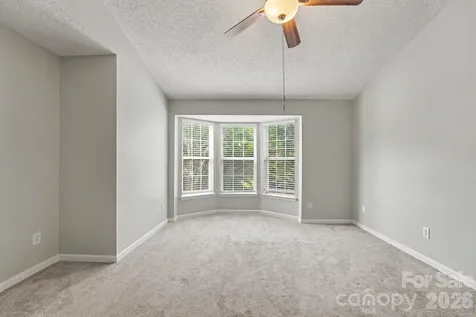 8716 Barrister Way Charlotte NC 28216