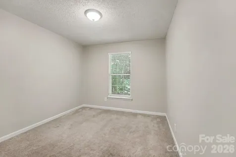 8716 Barrister Way Charlotte NC 28216