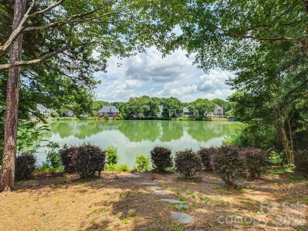 10119 Victoria Mill Court Charlotte NC 28277